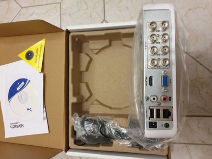 Гибридный видеорегистратор HiWatch DS-H108G