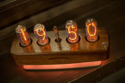 Ламповые часы AIV nixie