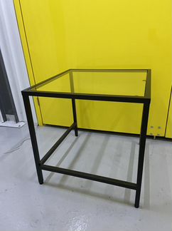 Стеклянные стол