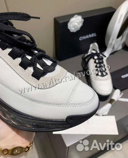 Кроссовки женские