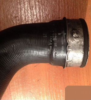 Патрубок Mercedes-Benz