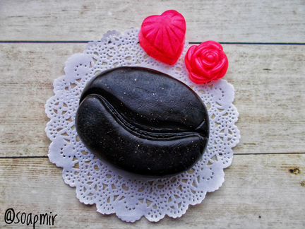 Мыло-скраб ручной работы 