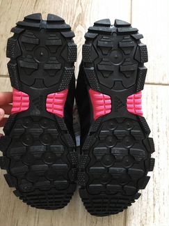 Adidas кроссовки новые, тёплые. Оригинал