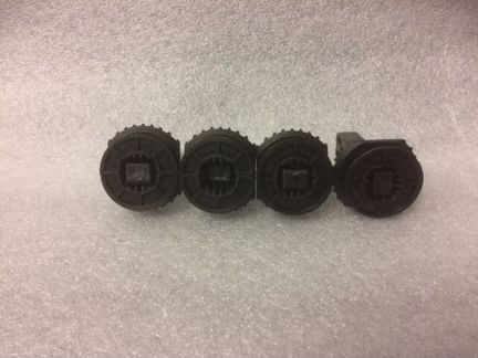 Кронштейн крепления бампера Мерседес 204