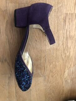 Туфельки детские с каблучком 33 размер