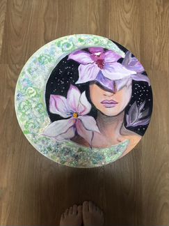 Картина на круглом холсте