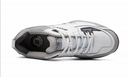 Кроссовки Bona. Новые