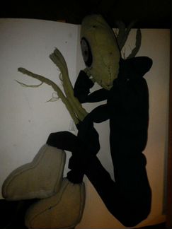 Игрушка хенд мейд salad fingers