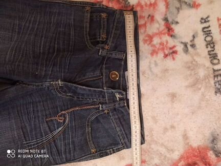 Джинсы 146-152 на стройную девочку. новые