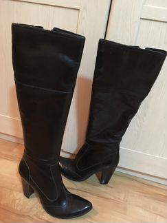 Новые весенние сапоги из натуральной кожи на узкую