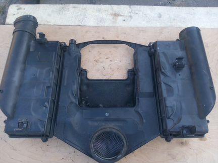 Корпус воздушного фильтра Мерседес Mercedes OM 273