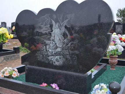Памятники