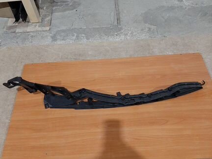 BMW X6 X71 Крепление фары X5 E70