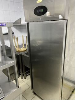 Холодильник из нержавейки для ресторана кафе