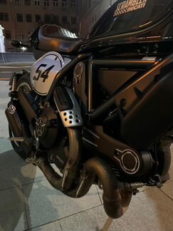 Ducati scrambler cafe racer