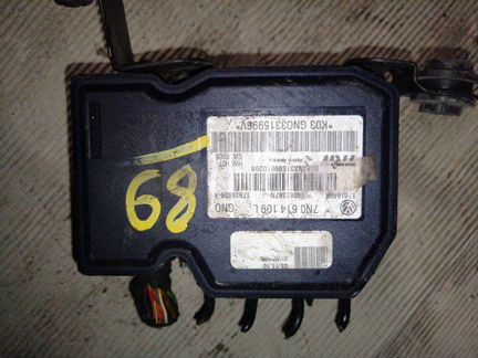 Блок abs Volkswagen Sharan CAX 2011
