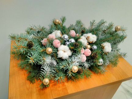 Стильная новогодняя композиция