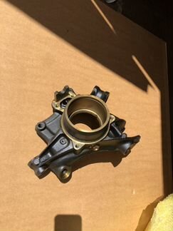 Кулак поворотный задний правый Cayenne/Touareg