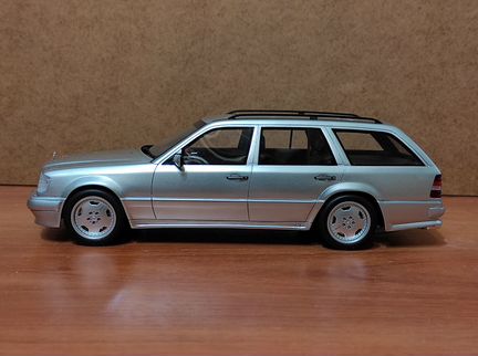 1995 Mercedes-Benz E36 S124 1/18 Ottomobile