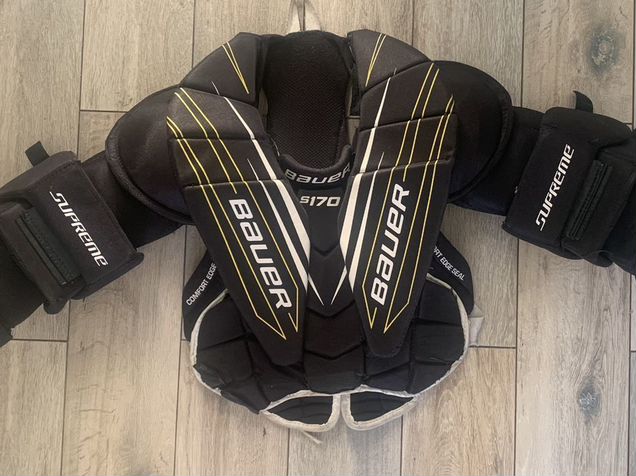 Bauer Supreme s170 нагрудник вратарский