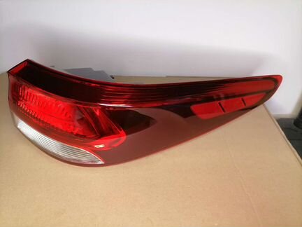 Фонарь Киа Рио 4 новый кузов внешний