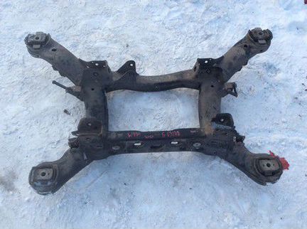 Подрамник задний Mercedes w164 x164 ML GL 164