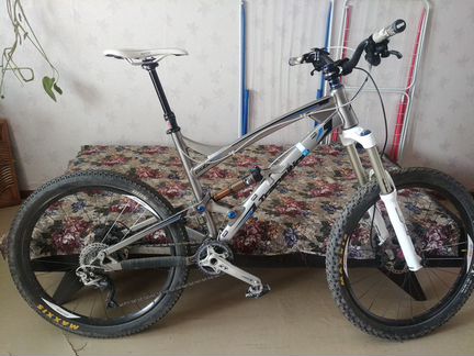 Велосипед подвес Transition Covert 26