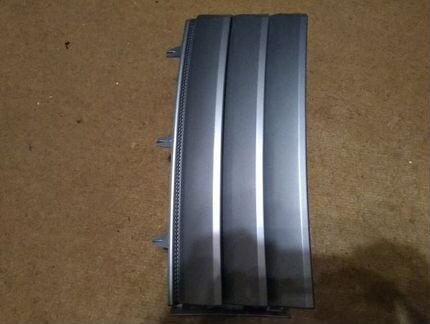 Lr011354 решетка в крыло рендж ровер