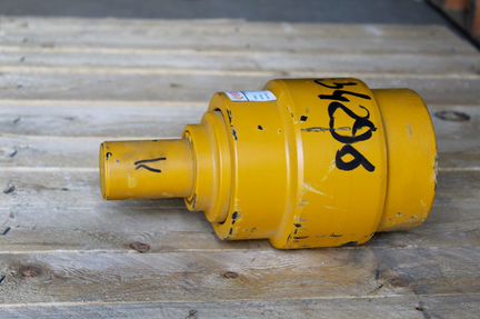 Каток поддерживающий для CAT322BL