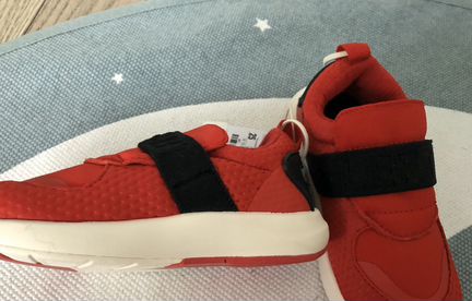 Кроссовки детские Zara