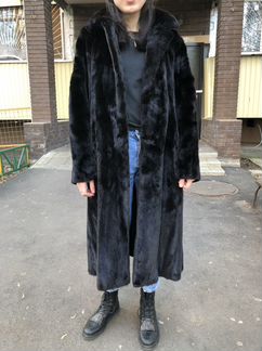 Меховое пальто