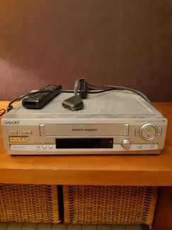 Видеомагнитофон Sony