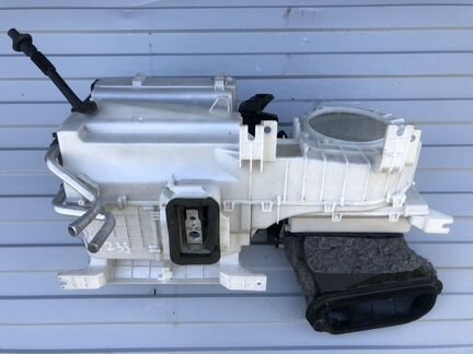 Корпус печки Mitsubishi Outlander XL