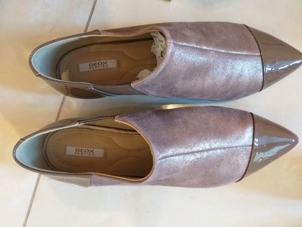 Продам новые родные туфли Geox 38
