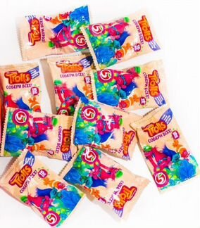 Тролластик в упаковке с картой-игра