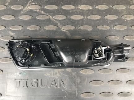 Салонные ручки дверей VW Tiguan