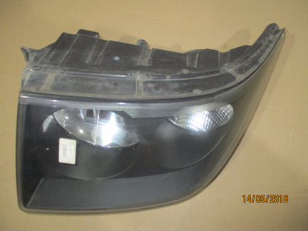 Фара передняя правая Volkswagen Crafter 2006-2016