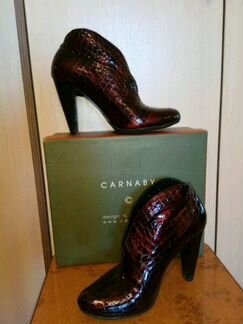 Очаровательные батильоны в гранатовом цвете