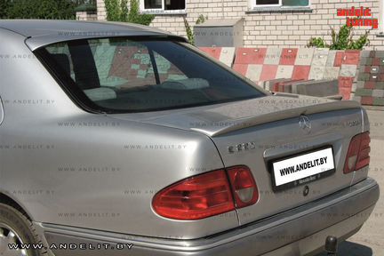 Спойлер козырек Mercedes W210