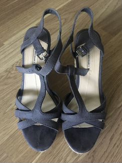 Босоножки oysho