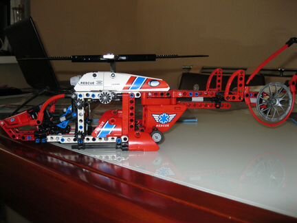 Lego Technic 8068 спасательный вертолет