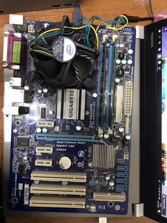 Метринская плата с процессором и памятью