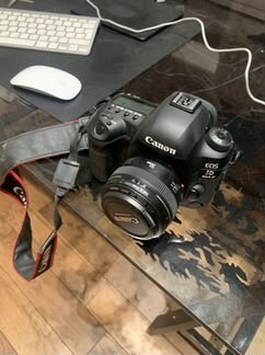 Зеркальный фотоаппарат canon 5d mark 4