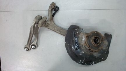 Ступица (кулак, цапфа) левая передняя Audi A6 (C6)