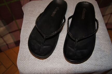 Шлепанцы со стразами, 39 размер