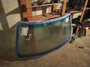 Bmw 850 E31 Лобовое стекло, новое. Германия