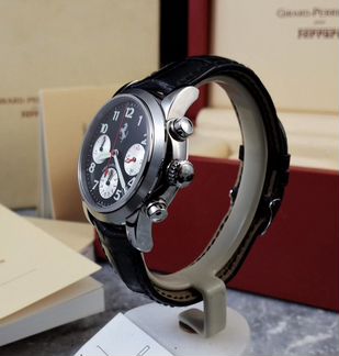 Часы Girard-Perregaux Ferrari