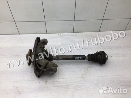 Кулак передний правый Vw Passat B6 AXZ 2008