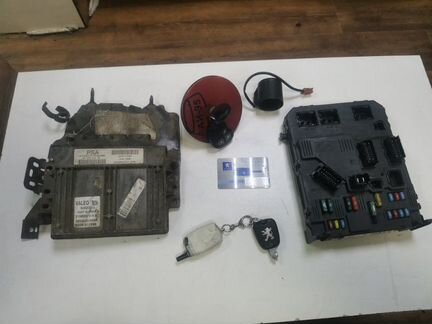 Комплект блоков управления двигателем Peugeot 206