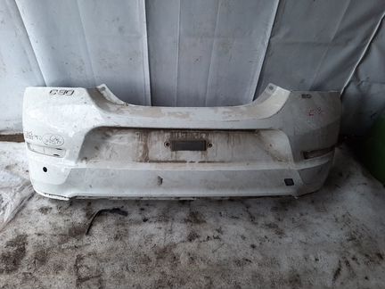 Задний бампер на Volvo C30 2009-2012